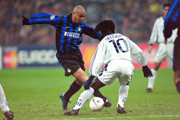 斯图加特U 斯图加特U